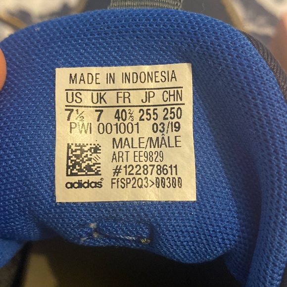 mens adidas 7.5US men's size used in good condition as seen in photos - Picture 11 of 12